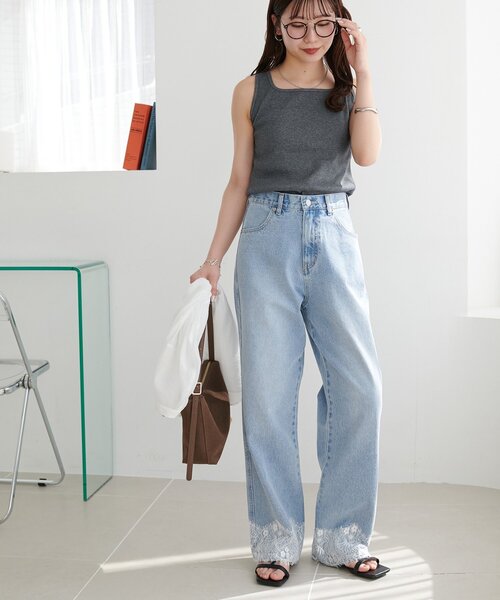 ジーンズ デニム デニムパンツ ライトオンス裾レースデニムストレートパンツ レディースの画像