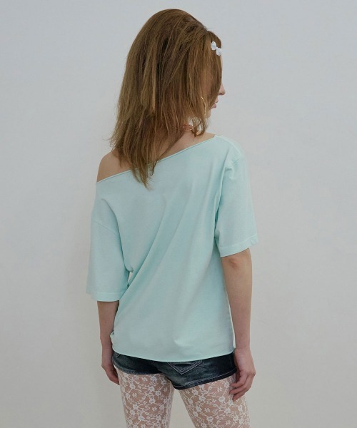 SCULPTOR（スカルプター） tシャツ Healing Off-Shoulder Tee