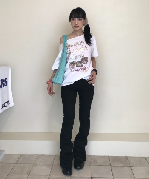 SCULPTOR（スカルプター） tシャツ 半袖 Healing Off-Shoulder Tee