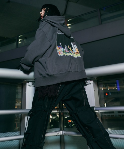 AIVER（アイバー） パーカー 岡本奇太郎×AIVER コラージュジップ