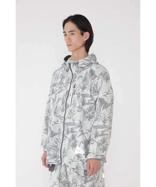 and wander ナイロンジャケット BRUSHED NYLON JACKET