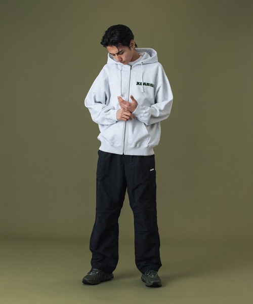 X-LARGEパーカー 早い者勝ち 大人気 LARGE MULTI LOGO ZIP UP HOODED SWEATSHIRT