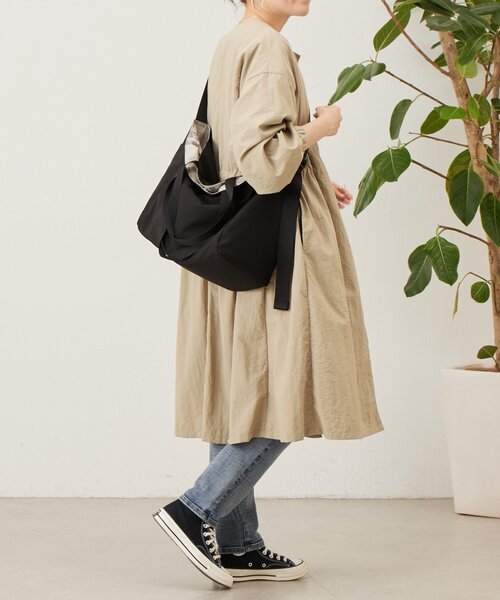 【極美品】BEARDSLEY ビアズリー ラフィア トートバッグ 大容量 russet × BEARDSLEY》コラボバッグ第二弾が登場！ - BEARDSLEY