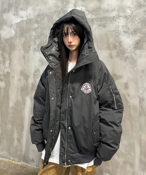 SHEENA（シーナ） ブルゾン アウター ワッペン付きファーフード中綿