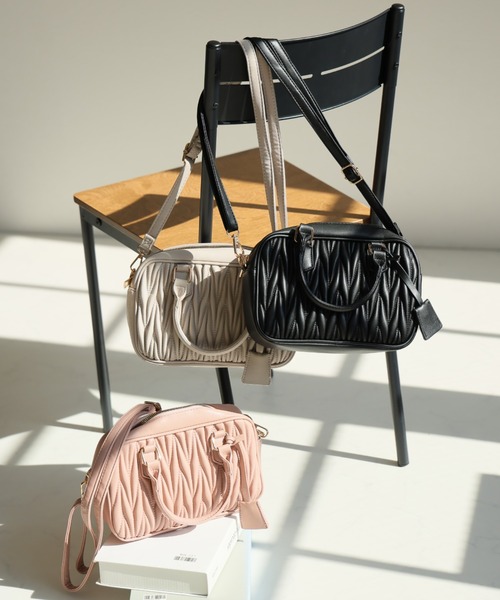Vivienne Westwood キルティング 2way バッグ VIVIAN（ヴィヴィアン） キルティング ショルダーバッグ バッグ