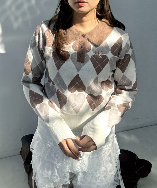 AS KNOW AS（アズノゥアズ） ニット セーター衿フェザー ワンポイント