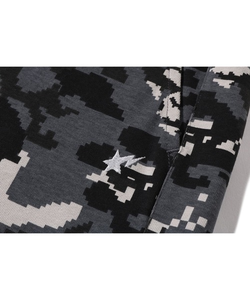 スウェットパンツ ジャージ MULTI PIXEL CAMO BAPE STA LOGO CARGO RELAXED FIT SWEAT SHORTSの画像