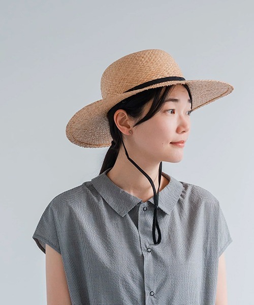 ★日本未入荷★ WEEKENDMAXMARA ☆ 穴あきラフィア帽子 ELISEO ☆日本未入荷☆ WEEKENDMAXMARA ☆ 穴あきラフィア帽子 ELISEO