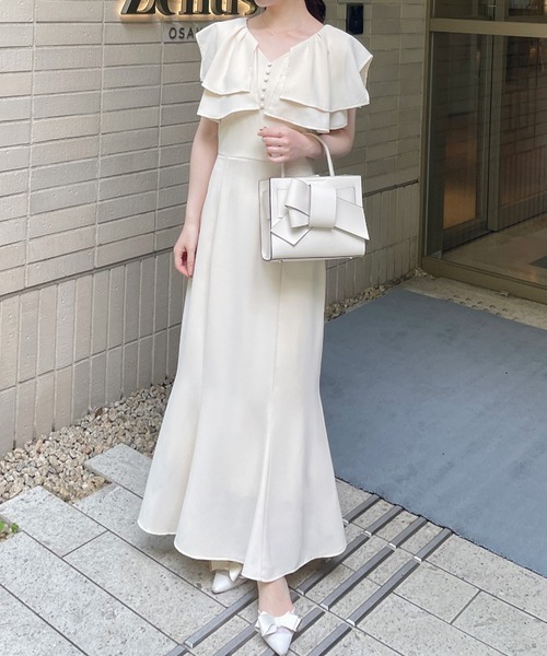 JUNOAH（ジュノア） ワンピース ラッフルカラーマーメイドワンピース