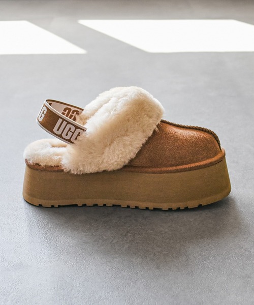 一度のみ使用美品UGG W funketteブラウンファームートンブーツ25cm
