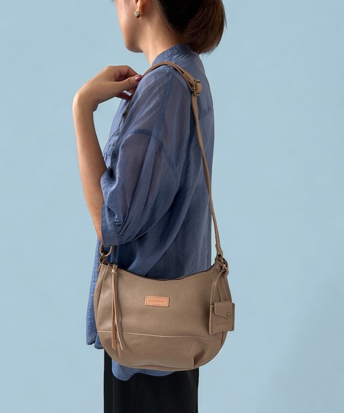 toleur（トーラ） ショルダーバッグ バッグ カウレザーラウンド 