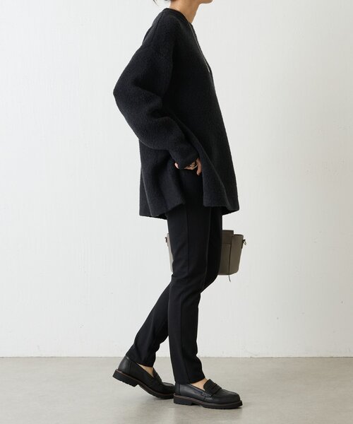 美品 完売 BEARDSLEY 厚底エナメル レザーローファー 黒 23cm 美品 完売 BEARDSLEY 厚底エナメル レザーローファー 黒 23cm - メルカリ