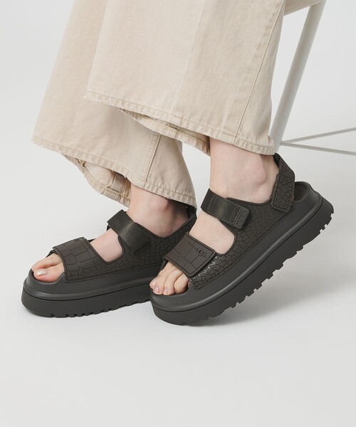 サンダル 「UGG」ゴールデングロウ エンボスド サンダル レディースの画像