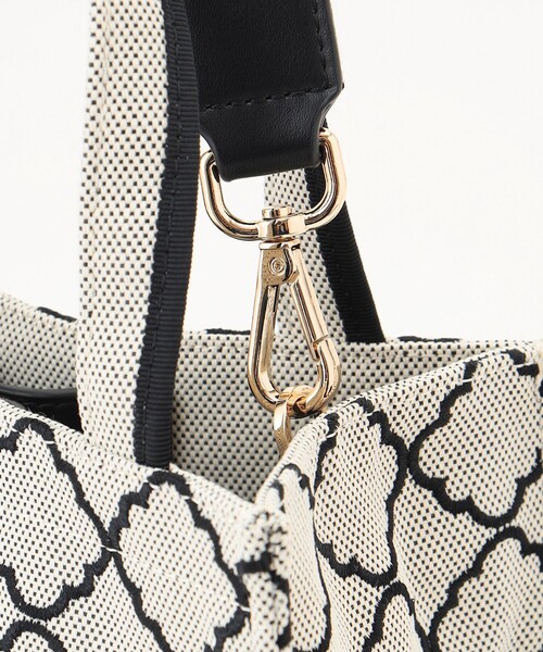 TOCCA（トッカ） ショルダーバッグ バッグ CHECKER CLOVER EMBROIDERY