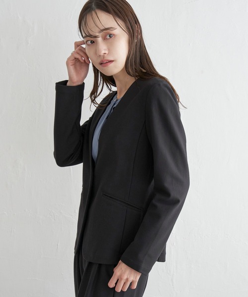 ⬛︎黒の薄手のシャーリングジャケット IKKA LOUNGE ジャケット テーラードジャケット 「洗濯機で洗える