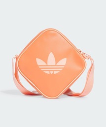 adidas ショルダーバッグ アディカラークラシック ダイヤモンド