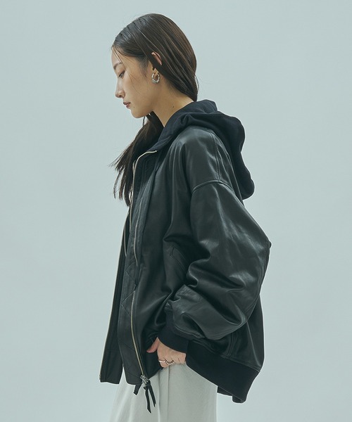 sisii（シシ） ma1 ma-1 (SISII x GENE HEAVENS)LEATHER BIG MA1