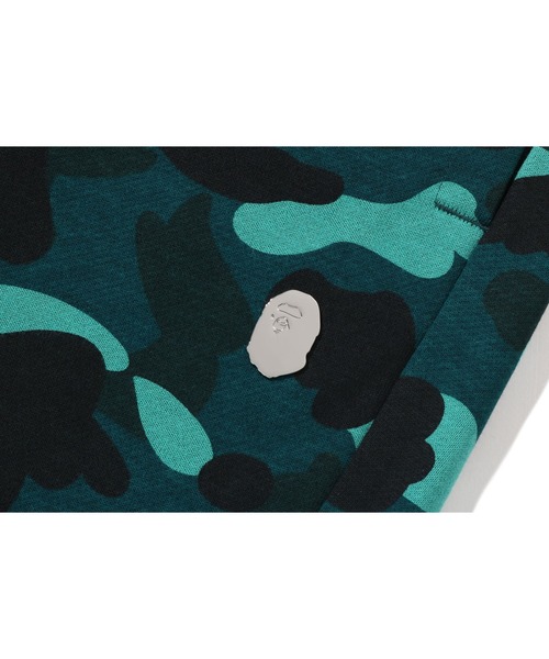 パンツ COLOR CAMO METAL APE HEAD RELAXED FIT SWEAT SHORTS メンズの画像