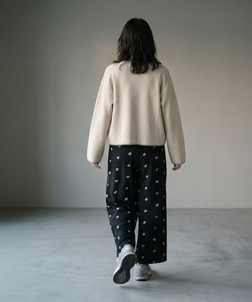 パンツ 「BLK001」花柄刺繍ツイルタックパンツ レディース_12