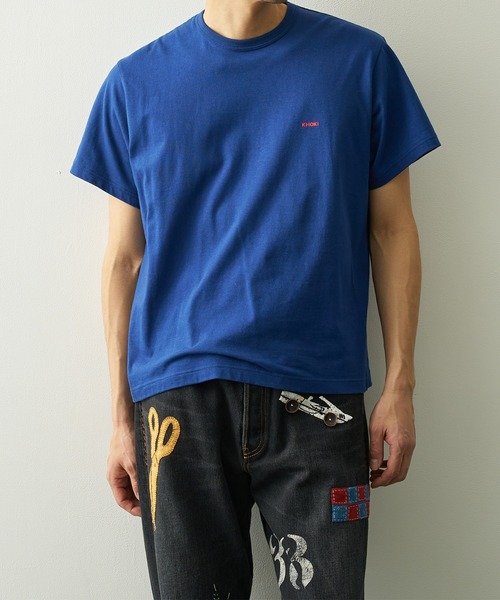 KHOKI（コッキ） 青 グラフィックプリント Tシャツ KHOKI（コッキ） tシャツ 「KHOKI/コッキ」The House T Shirt メンズ