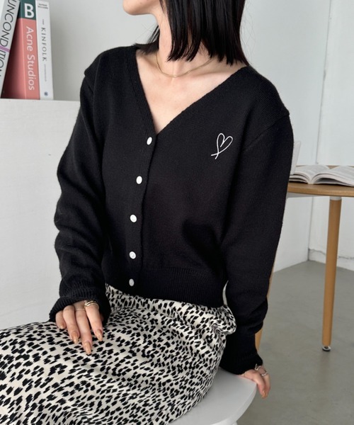 CLEA カーディガン ハート刺繍Vネックニットカーディガン レディース