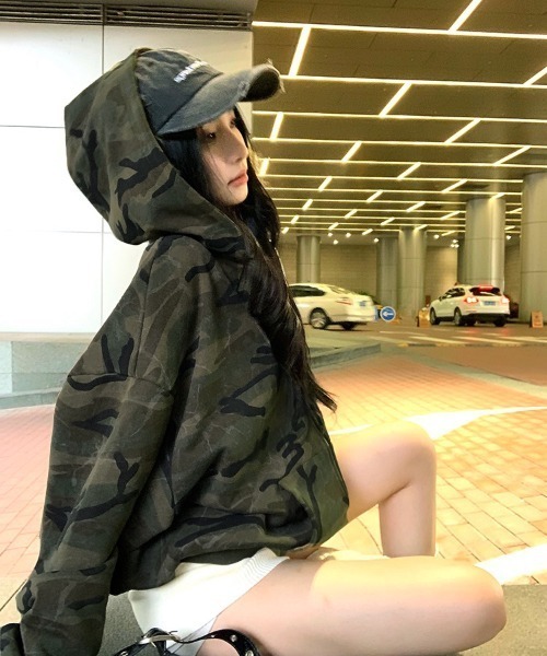 CAPTAIN カモフラージュ フード付きパーカー CAPTAIN カモフラージュ フード付きパーカー CAPTAIN カモフラージュ