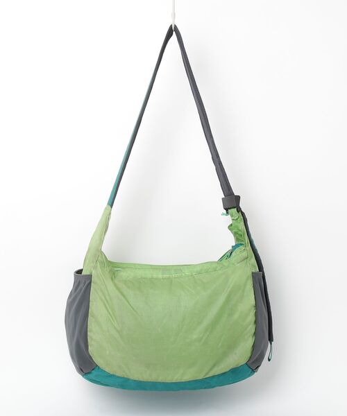 patagonia（パタゴニア） ショルダーバッグ - グリーン メンズ