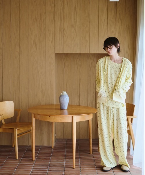 common gull products. スウェットパンツ ジャージ 小さなお花畑の