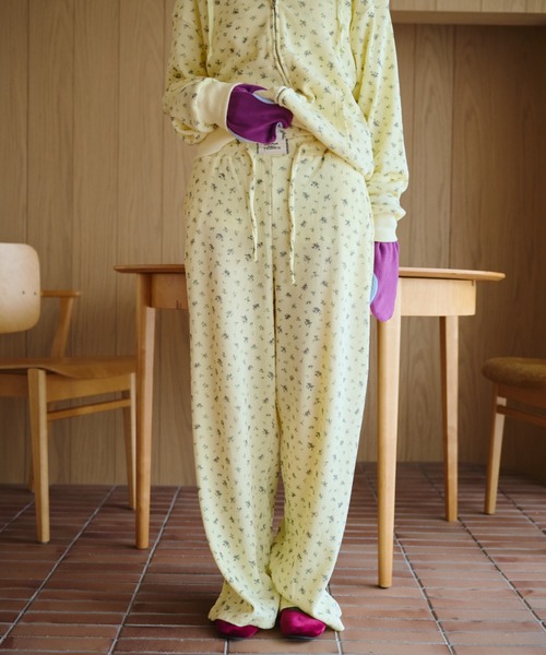 common gull products. スウェットパンツ ジャージ 小さなお花畑の