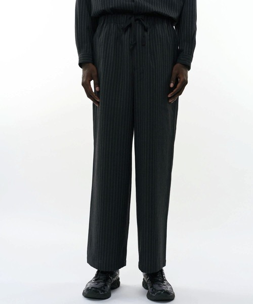 スラックス WIDE CYLINDER FIT EASY PANTS メンズの画像