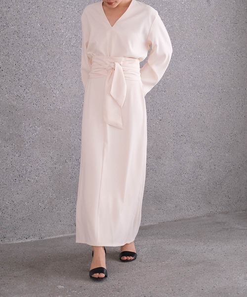 AKTE（アクテ） ドレス ディープVネックサッシュベルトワンピース