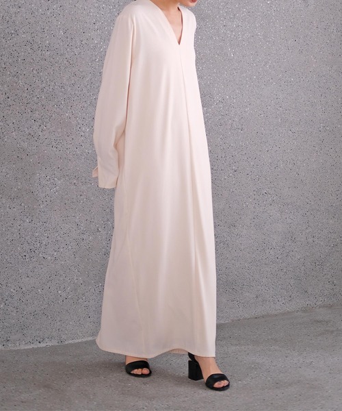 AKTE（アクテ） ドレス ディープVネックサッシュベルトワンピース