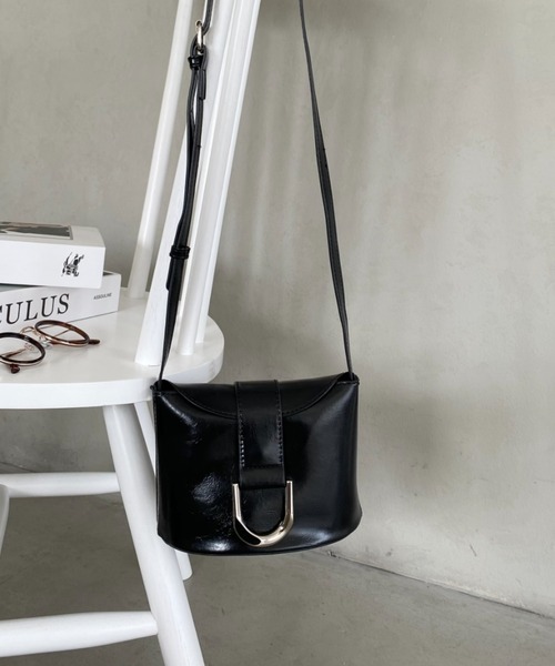 ショルダーバッグ バッグ DカンモチーフPUショルダーバッグ レディース