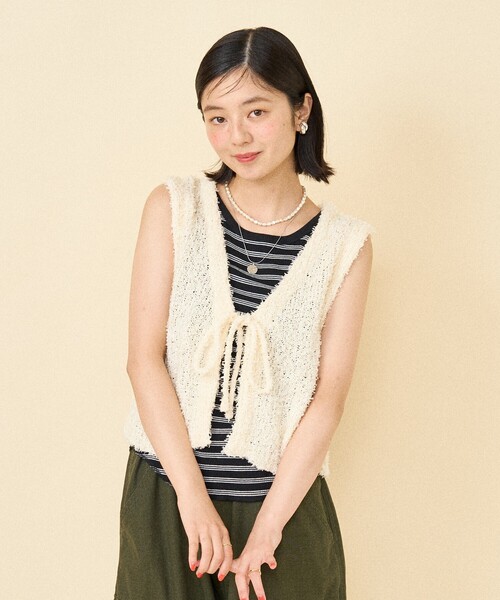 極美品✨️25SS　￥5.7万　アドーア　テープヤーンニットベスト　ベージュ　春夏 FREAK'S STORE（フリークスストア） ベスト ジレ フロントリボン