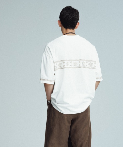 ADAM ET ROPE'（アダムエロペ） tシャツ クロスステッチ ボックス