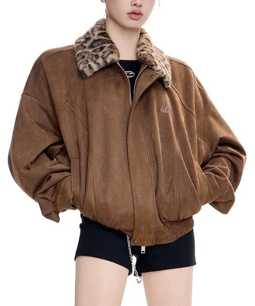 SHEENA（シーナ） ブルゾン アウター ワンポイント刺繍ファー襟