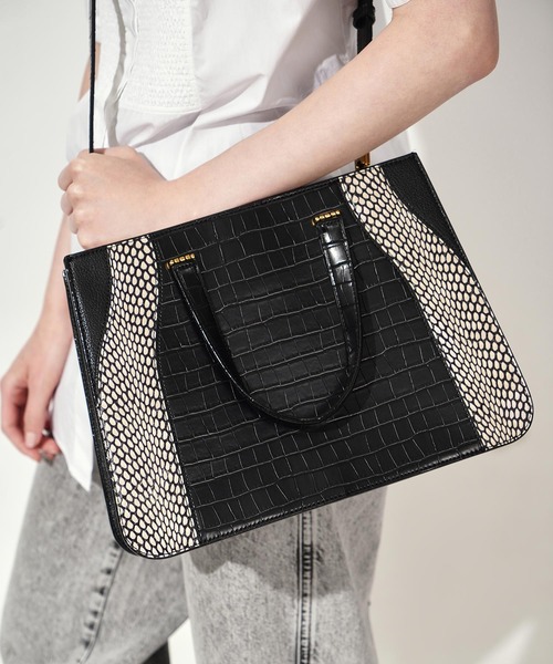 CHARLES ＆ KEITH トートバッグ バッグ クロックエフェクト