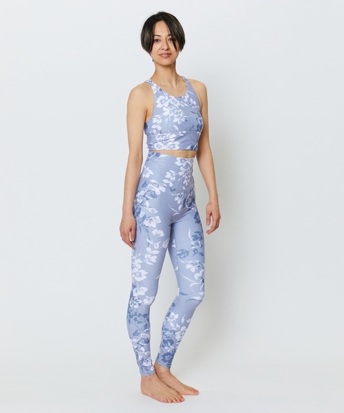 Julier (定番)YOGA FITショートトップス／パット付き レディース Julier(ジュリエ)の【定番】YOGA FITショートトップス／パット付