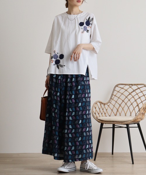 ブラウス シャツ EMAGO 花刺繍ブラウス レディース Emago ブラウス シャツ EMAGO 花刺繍ブラウス レディース