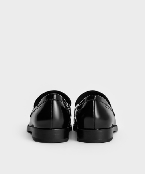 CHARLES ＆ KEITH ローファー ルーシュド ペニーローファー