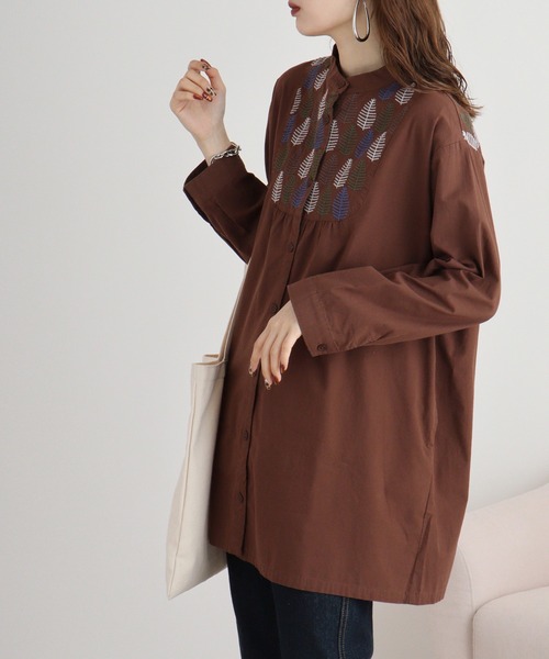 ブラウス シャツ EMAGO 落ち葉刺繍チュニックシャツ レディース Emago ブラウス シャツ EMAGO 落ち葉刺繍チュニックシャツ