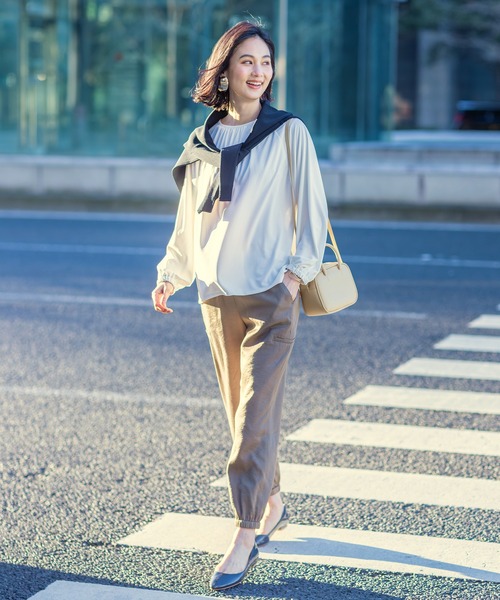 ALPHA STUDIO 売れ筋商品|||アルファス テューディオ ニット&セーター アウター レディース Turtlenecks Beige Alpha Studio Turtle Neck Sweater In Stockinette Stitch