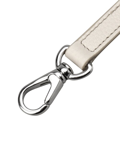 チャーム 「アクセサリー」キーホルダー ストラップ レザー 本革（商品番号：P25-65509） レディースの画像