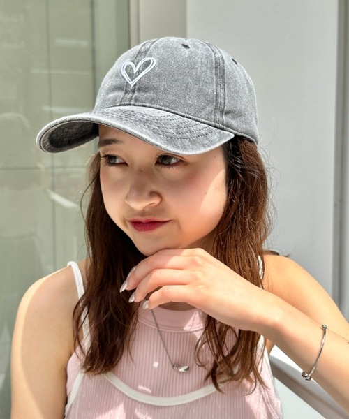 ハートのA刺繍のキャップ ツイル ハート刺繍入りキャップ - エクリュ | ZARA Japan / 日本