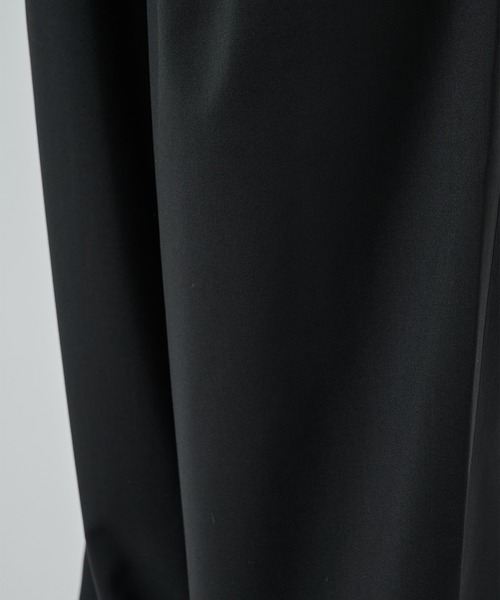 スラックス TRIPLE PLEATED EASY TROUSERS メンズの画像