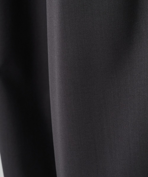 スラックス TRIPLE PLEATED EASY TROUSERS メンズの画像