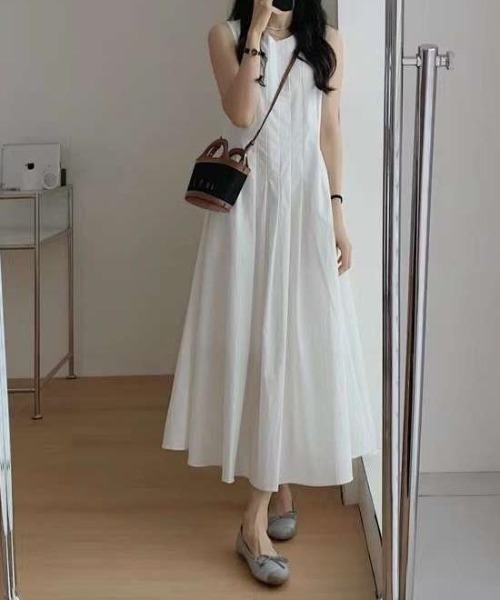 FAVORITO ワンピース ノースリーブワンピース : ZOZOTOWN Yahoo!店