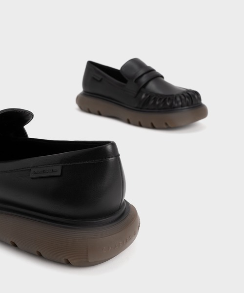 CHARLES ＆ KEITH ローファー ルーシュド リジッドソールペニー