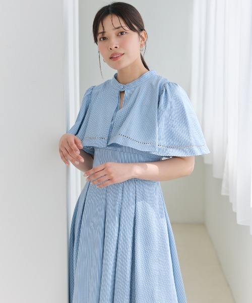 And Couture ワンピース ケープデザインストライプワンピース