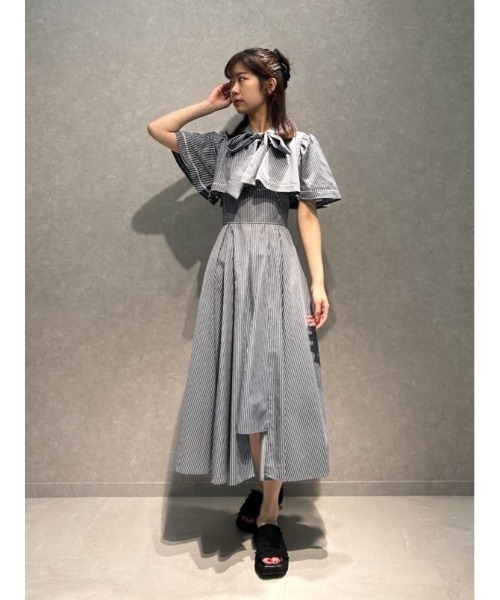 And Couture ワンピース ケープデザインストライプワンピース